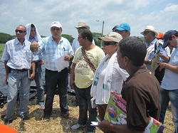 Fedegán y Productores Conocieron Tecnologías para Afrontar la Sequía en el C.I. Turipaná de Corpoica - 13 de Agosto de 2014