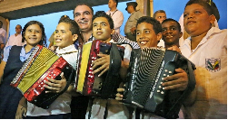 Jóvenes y Mujeres Rurales son Prioridad en Nueva Política de Desarrollo Rural - 10 de Noviembre de 2014