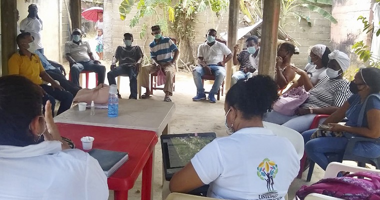 La Unidad de Restitución de Tierras impulsa la asociatividad en comunidades restituidas de Bolívar
