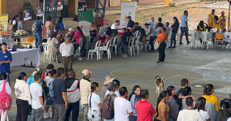 ¡Un hito! En El Plateado (Cauca), la URT atiende a las víctimas y recibe solicitudes
