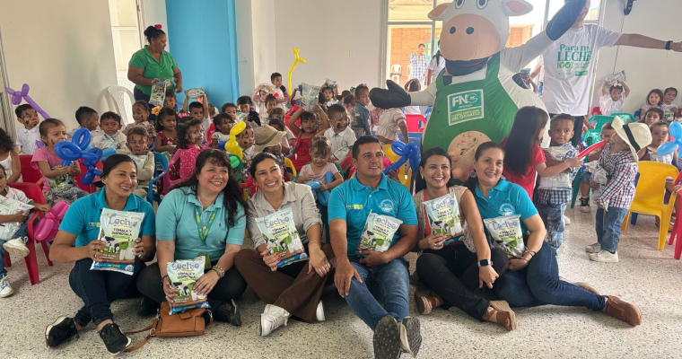 Ganaderos entregan 900.000 vasos de leche a familias vulnerables en 10 departamentos