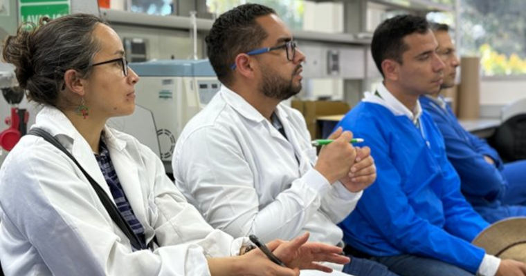 Cuidamos lo que cultivamos: Colombia avanza en sanidad agroalimentaria con capacitaciones sobre Límites Máximos de Residuos (LMR)