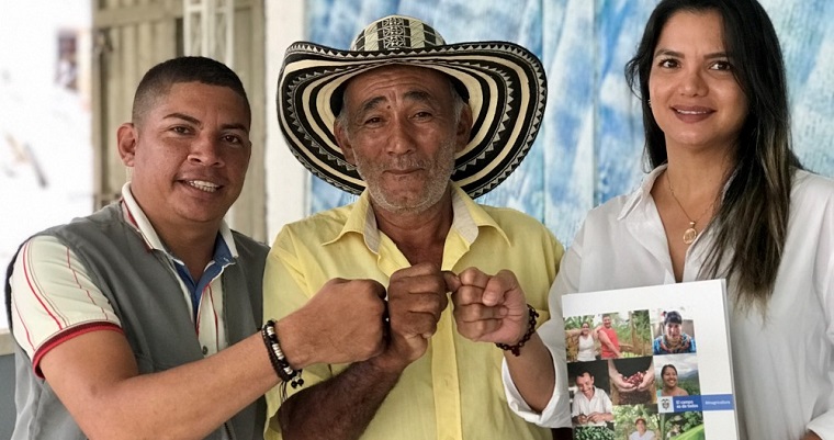 ‘Restitución de tierras con sabor a miel’: familias de Sucre aseguran comercialización de sus productos 