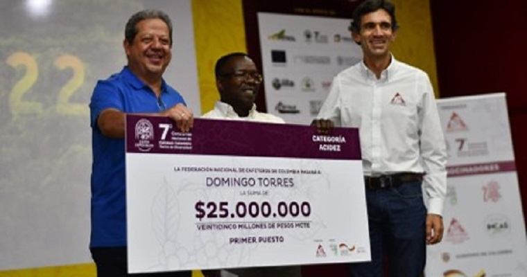 Subasta de cafés logra precios récord promedio de 17,01 USD/lb y máximo de 78 USD/lb