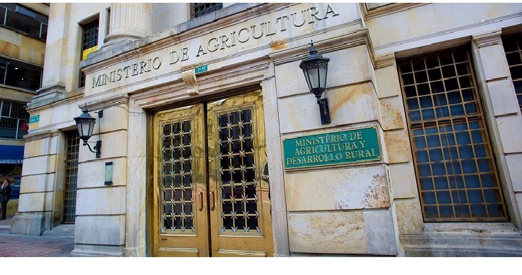 Estamos protegiendo a los productores agropecuarios de aquellos que se quieran aprovechar incrementando injustificadamente los precios de los insumos: MinAgricultura
