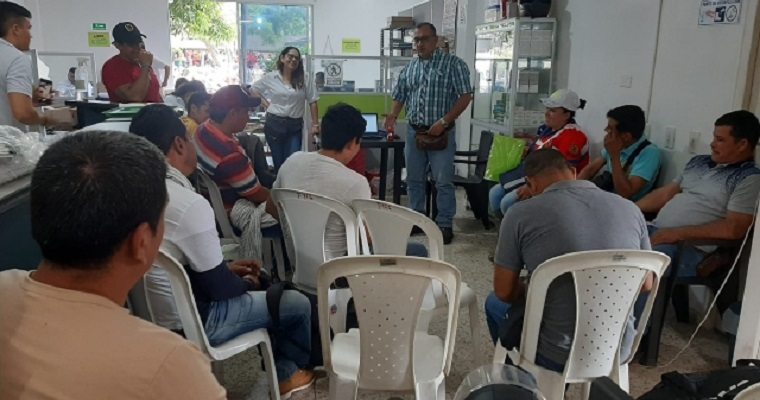 Vacunadores de Cundinamarca son capacitados para el segundo ciclo de vacunación contra la fiebre aftosa