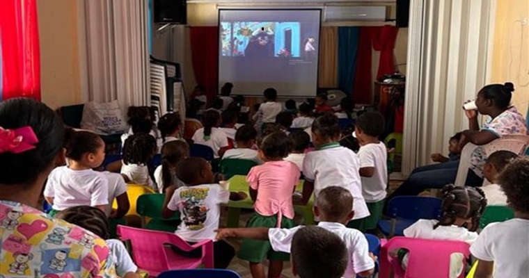 Niños raizales de San Andrés aprenden sobre el bienestar animal