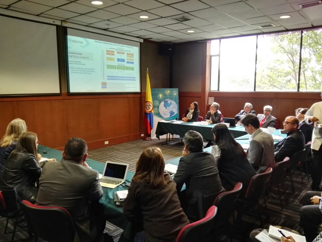El sector agroindustrial colombiano cuenta con un Plan para orientar la ciencia, la tecnología y la innovación en el largo plazo - 19 de septiembre de 2016