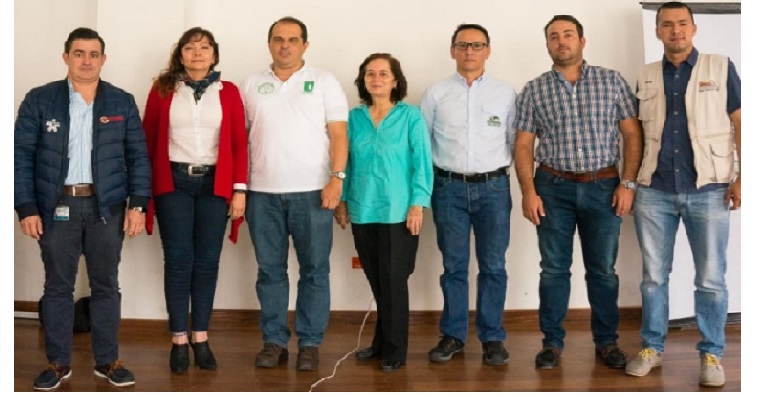 Escuelas de lechería en el Quindío son apoyadas por el ICA