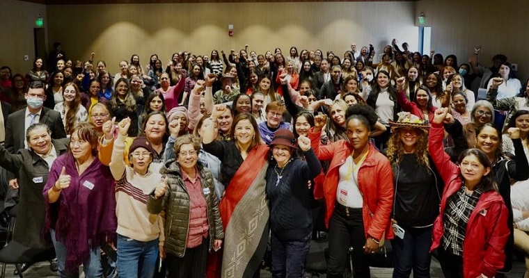 Ministra Jhenifer Mojica Flórez se reunió con mujeres rurales