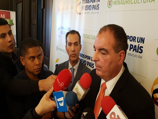 OIE reconoce que brote de aftosa concluyó en Colombia, en 90 días recertificaría al país como libre de la enfermedad - 14 de septiembre de 2017