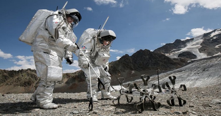 Mientras la NASA ofrece medio millón de euros para quien sepa cómo cultivar en el espacio, un ingeniero español quiere plantar en la Luna ya en 2022: todo lo que debes saber de la agricultura en el cosmos