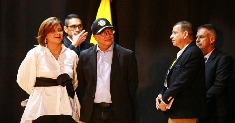 En Asamblea Nacional Cafetera, presidente Gustavo Petro y ministra Jhenifer Mojica anuncian activación del Fondo de Estabilización de Precio del Café: habrá compensación del 80% para caficultores