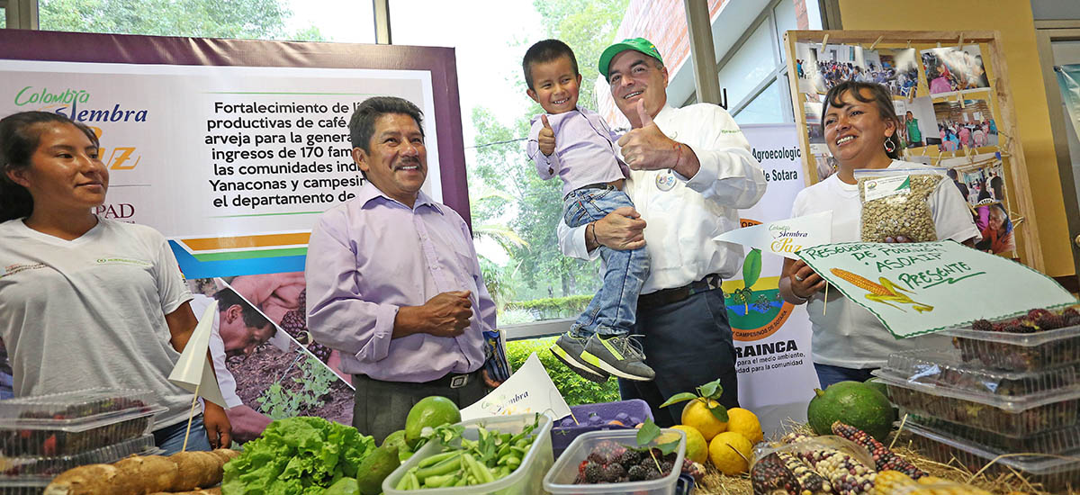 Cerca de 3 mil campesinos del Cauca comercializan sus productos sin intermediación - 15 de septiembre de 2016