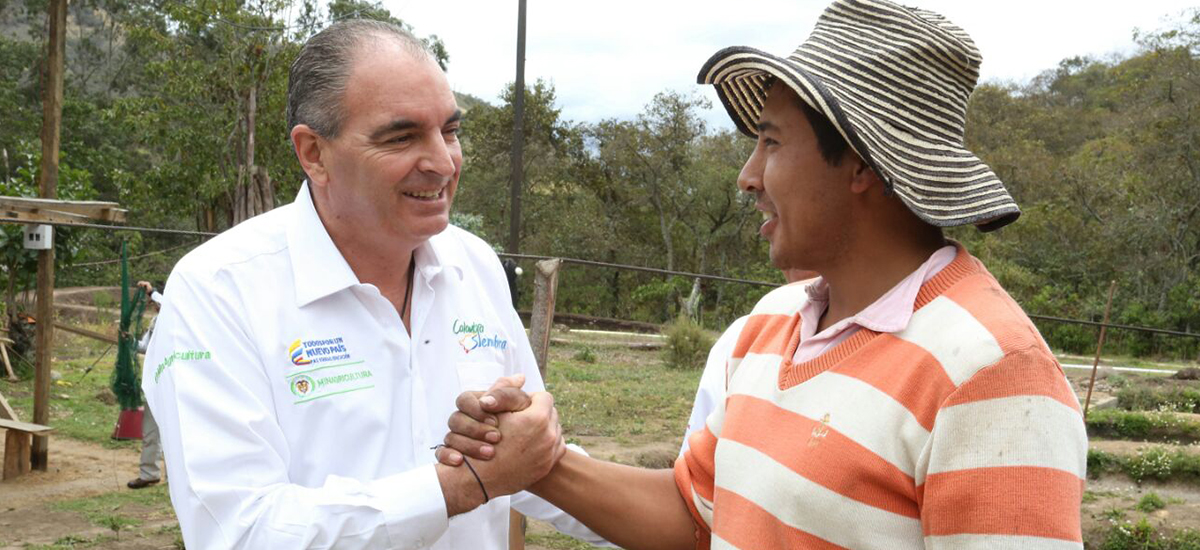 MinAgricultura y Banco Agrario crean Agrolisto para fomentar el acceso al crédito - 16 de mayo 2017