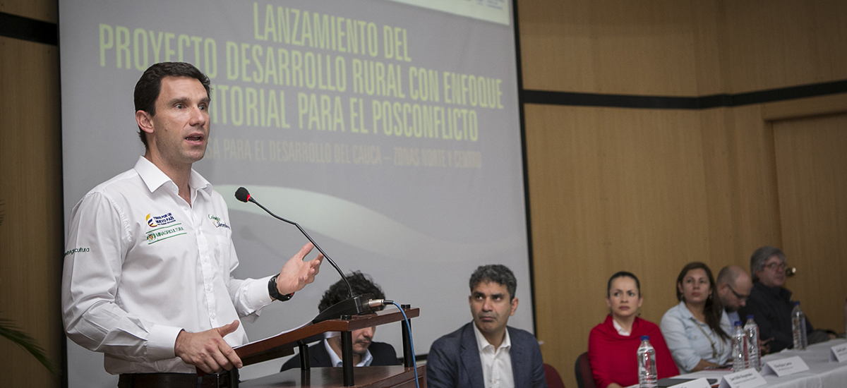 Más de 4 mil familias del Cauca y Nariño, beneficiados con plan de desarrollo rural para el posconflicto - 19 de mayo de 2016