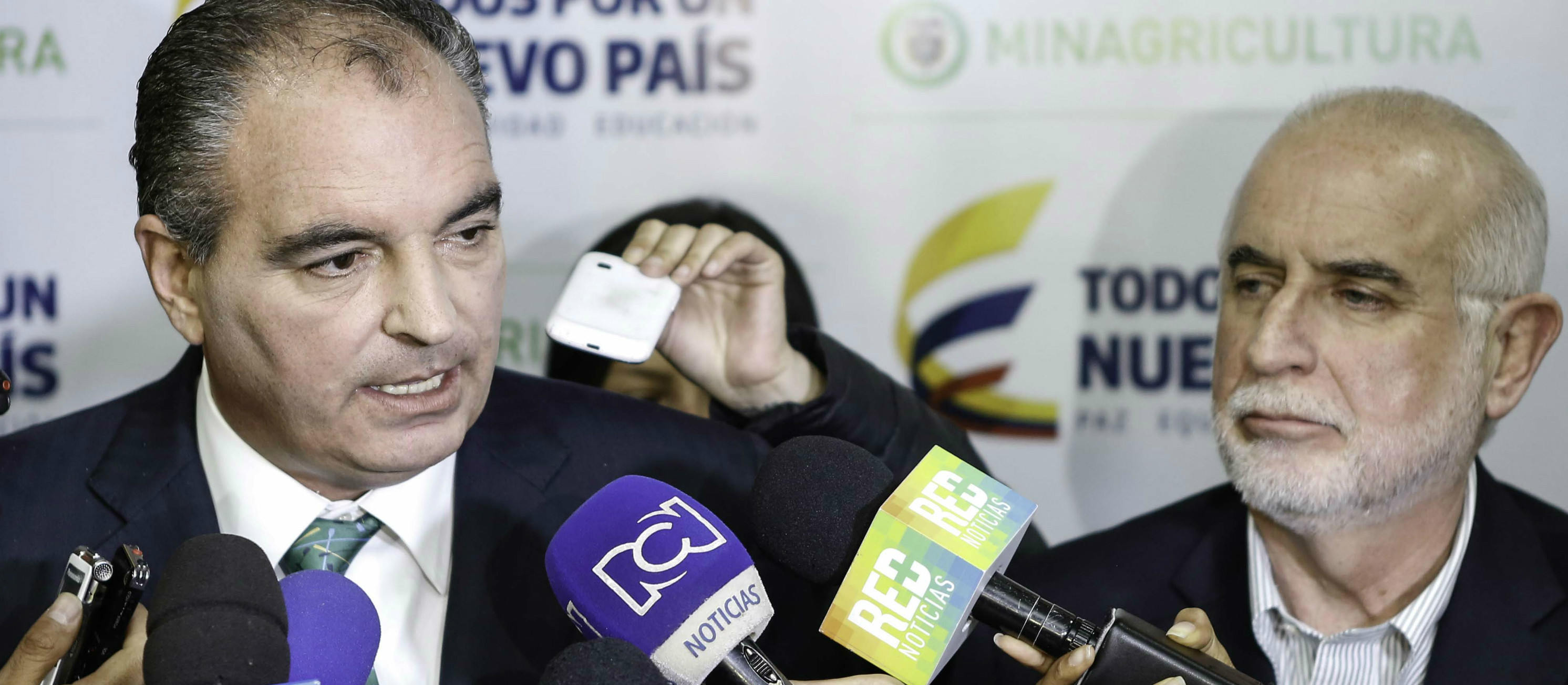 MinAgricultura y ANLA advierten catástrofe ambiental por suspensión de operaciones de El Quimbo - 28 de Diciembre de 2015