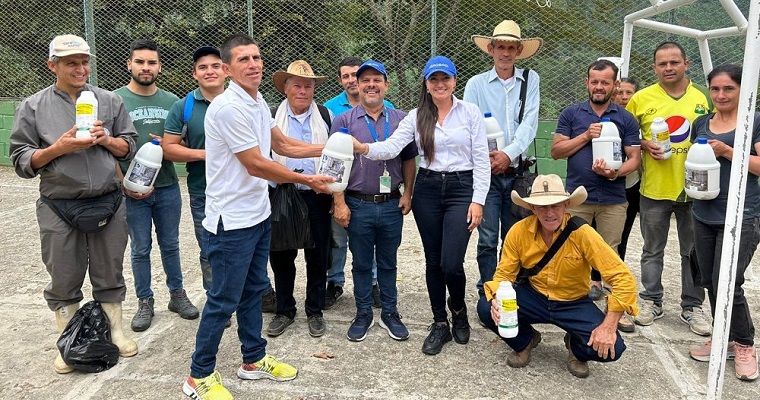 Productores de plátano y banano se fortalecen en prevención fitosanitaria, contención y manejo de Foc R4T y Moko