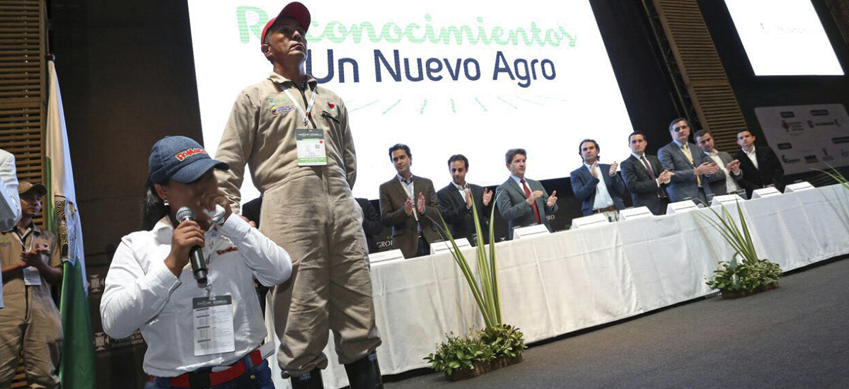 Lágrimas de perdón riegan el campo - 09 de septiembre de 2016