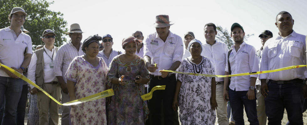 Los Wayuu de Kariyusem, con agua y seguridad alimentaria, inician una etapa de esperanza de la mano del MinAgricultura - 15 de Febrero de 2016