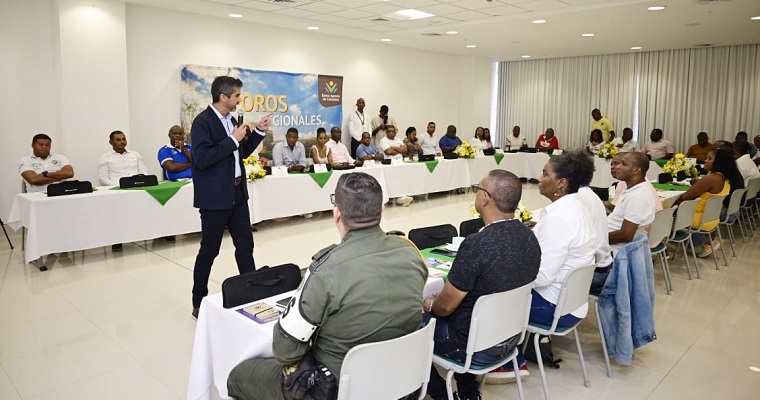 El Banco Agrario prepara nuevas líneas especiales de crédito y proyectos asociativos