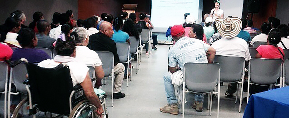 Víctimas de la violencia y personas en discapacidad reciben apoyo del MinAgricultura - 09 de Diciembre de 2015