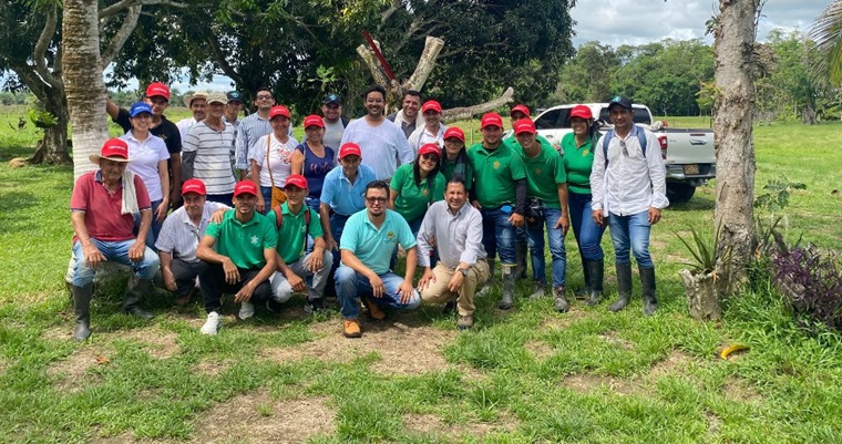 AGROSAVIA promueve el manejo sostenible del suelo y la implementación de sistemas silvopastoriles, fortaleciendo la productividad y resiliencia climática en Santander