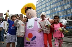 Colombia Impone Nuevo Guinness Records al Entregar el Mayor Número de Frutas y Verduras en Cuatro Horas - 20 de Octubre de 2014