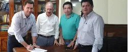 Campesinos del Cauca, víctimas de la violencia, se beneficiarán con recursos por $1.435 millones para desarrollo rural - 25 de Mayo de 2015