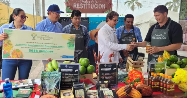 29 familias restituidas del Meta recibieron $988 millones para implementar proyectos productivos en el actual gobierno