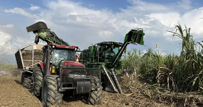 Uso adecuado de maquinaria en el agro, crucial en la producción de alimentos y el cuidado del medioambiente