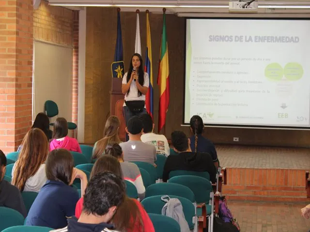 En Antioquia, el ICA sensibiliza a los productores sobre la rabia de origen silvestre
