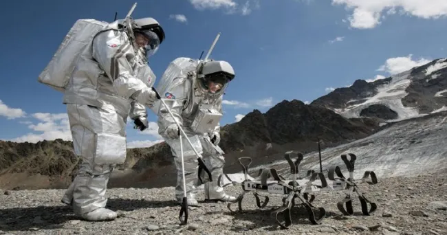 Mientras la NASA ofrece medio millón de euros para quien sepa cómo cultivar en el espacio, un ingeniero español quiere plantar en la Luna ya en 2022: todo lo que debes saber de la agricultura en el cosmos