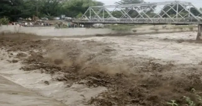 Alerta roja y naranja en 3 regiones de Colombia por fuertes lluvias