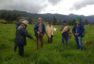 Misión holandesa se reunió con productores lácteos de Boyacá