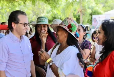 Tierras, inclusión, emprendimiento y productividad, pilares de la política de mujer rural