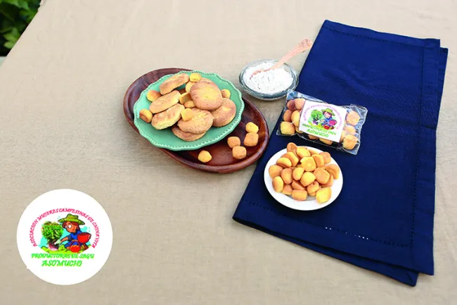 ACHIRAS, GALLETAS Y FÉCULA DE SAGÚ